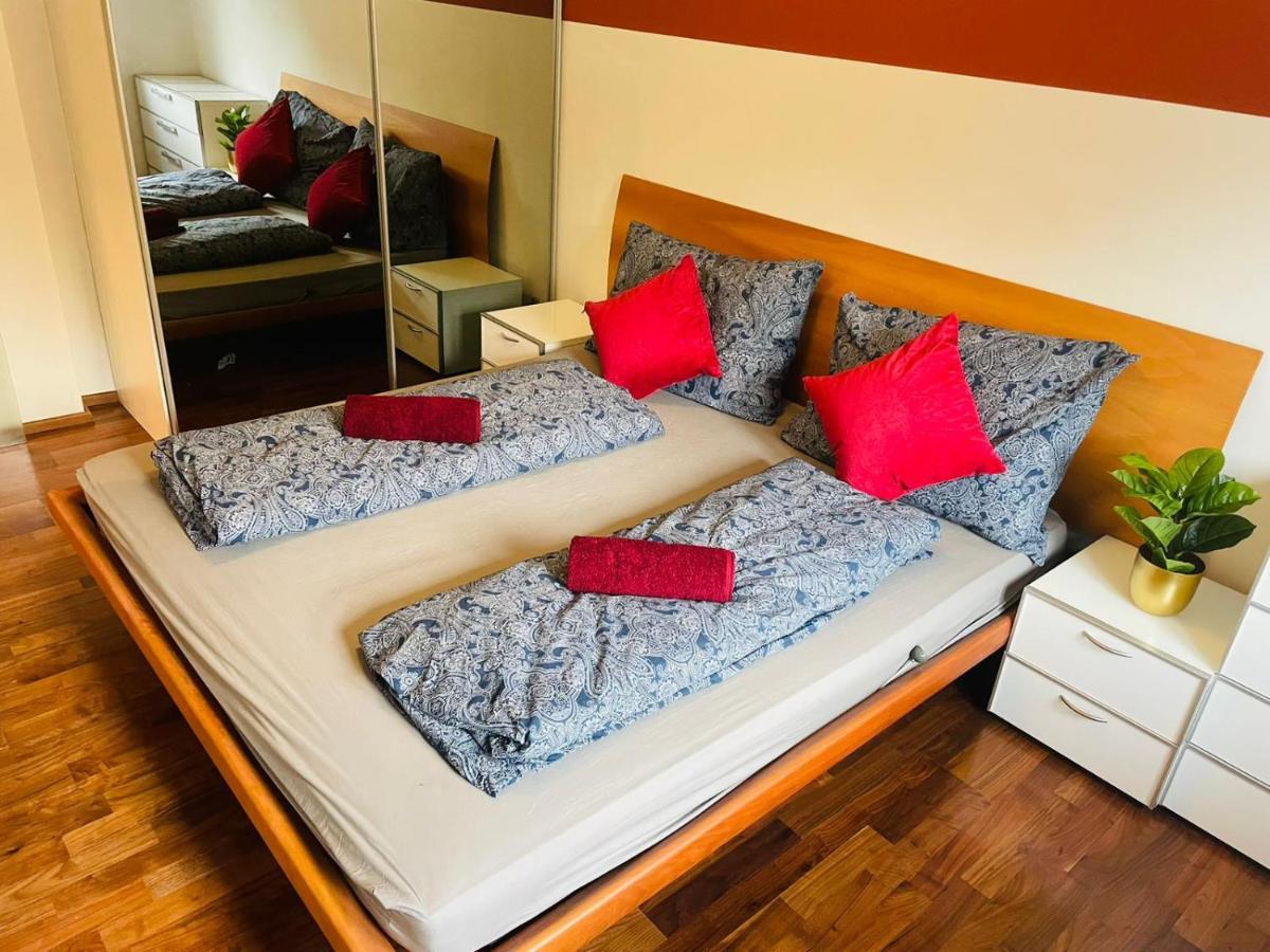 Apartament Super Deluxe - Near U6, U3 In Center *