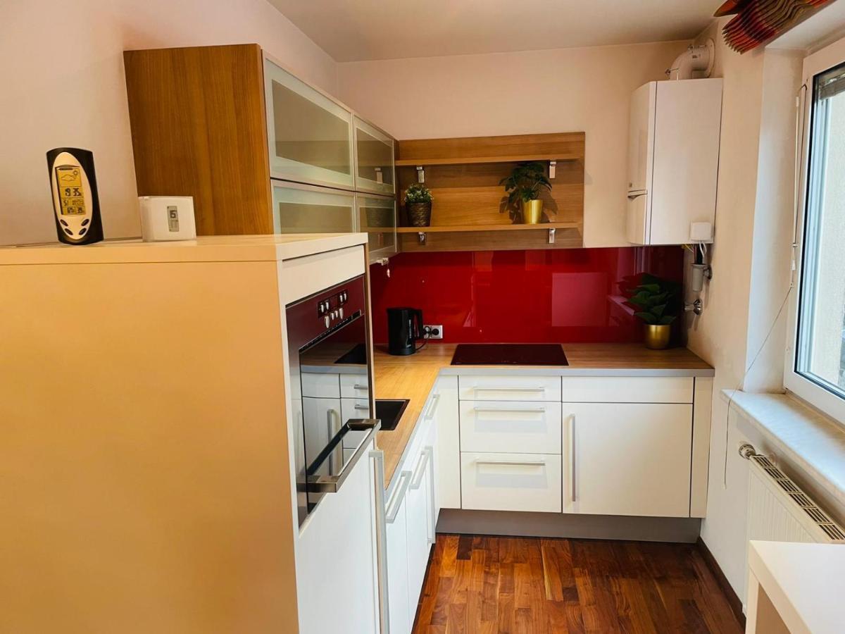 Apartament Super Deluxe - Near U6, U3 In Center