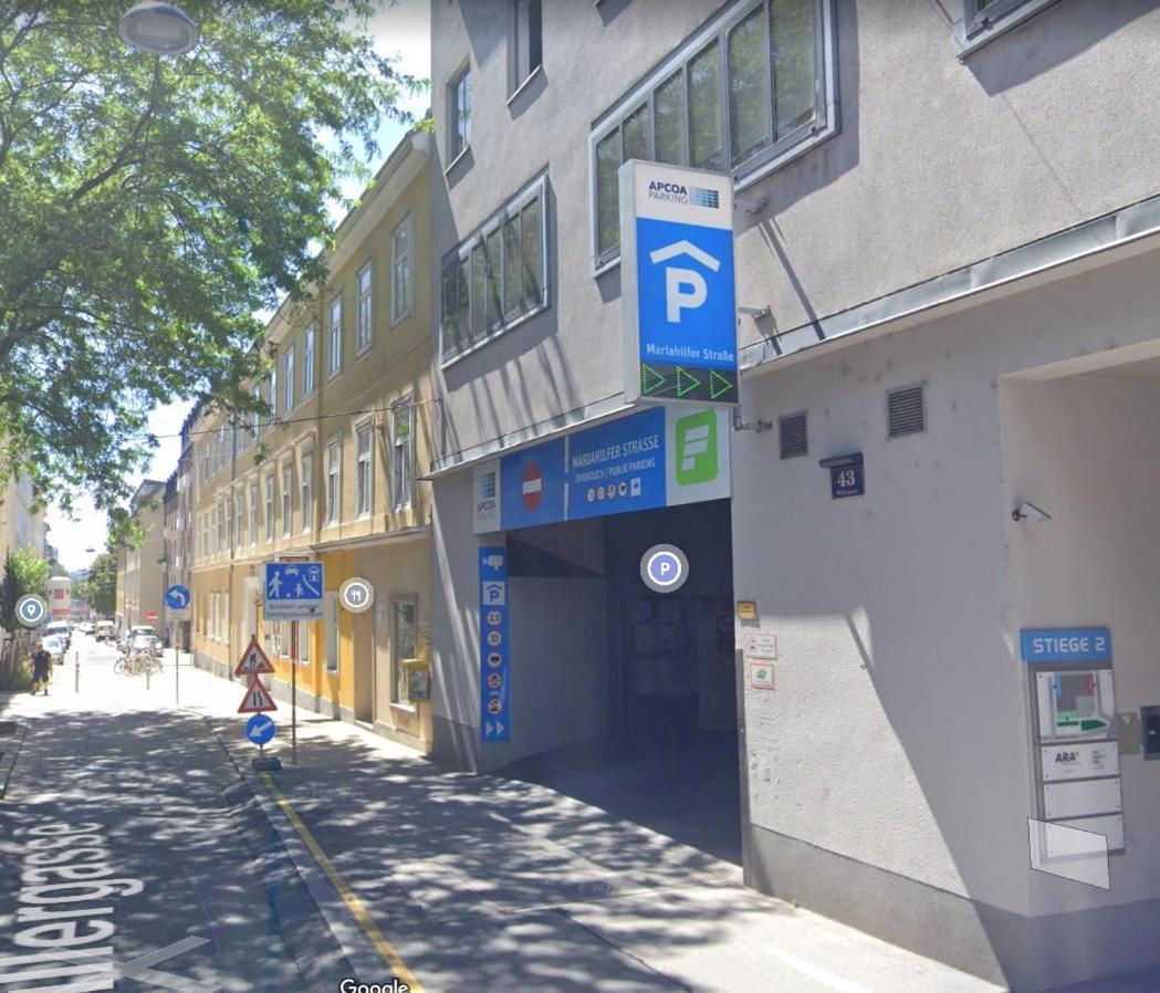 Apartament Super Deluxe - Near U6, U3 In Center